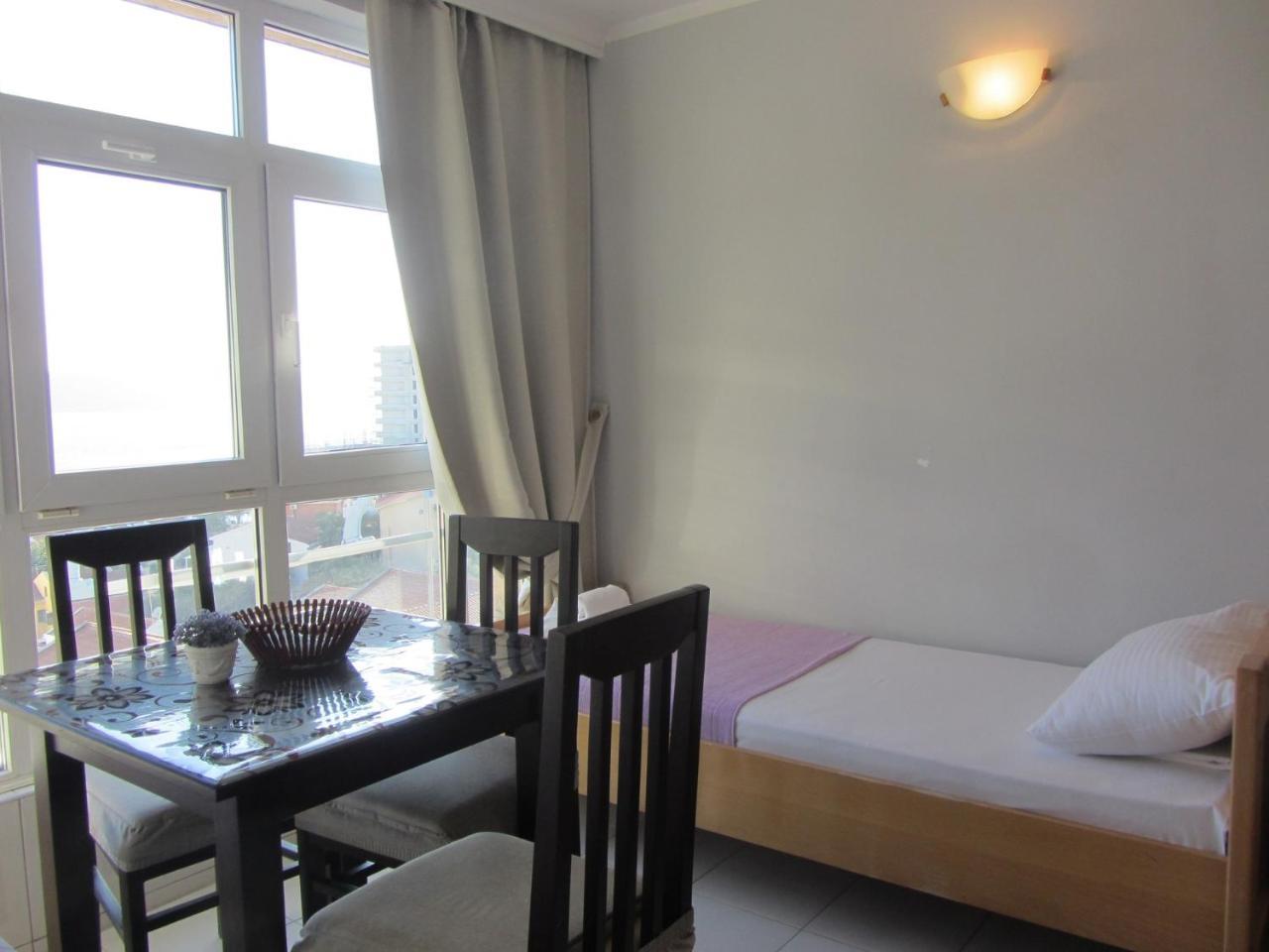 Cernogoriya Voyage Apartment ราไฟโลวีซี ภายนอก รูปภาพ