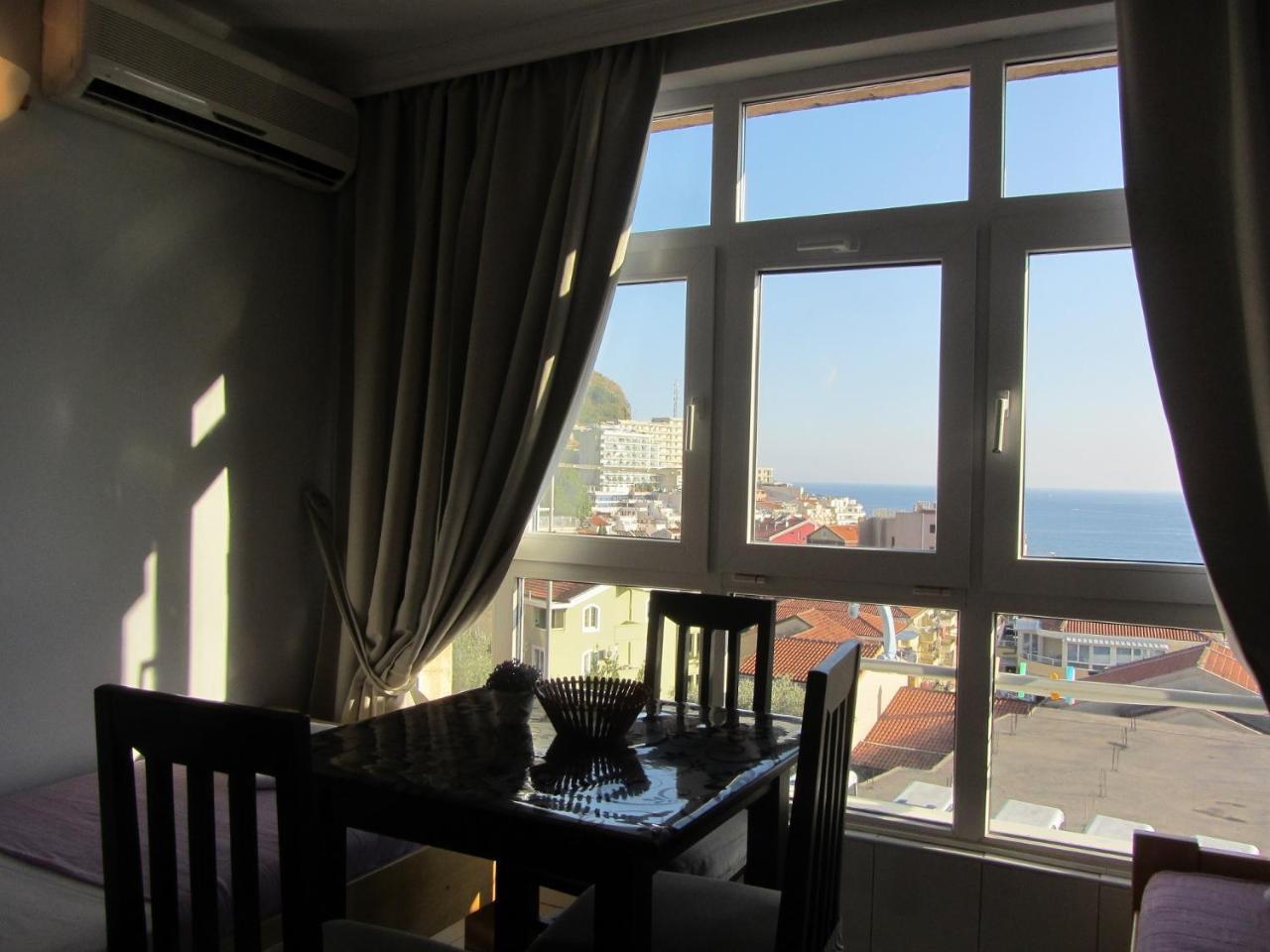Cernogoriya Voyage Apartment ราไฟโลวีซี ภายนอก รูปภาพ